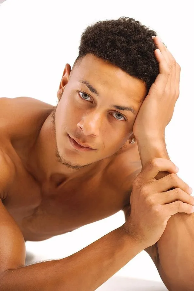 Aaron B, portfolio image 8