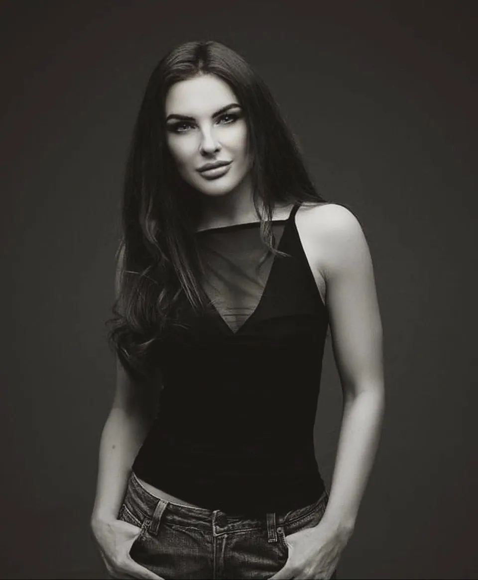 Alice B, portfolio image 18
