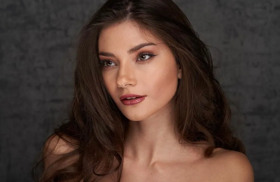 Elle B, portfolio image 17