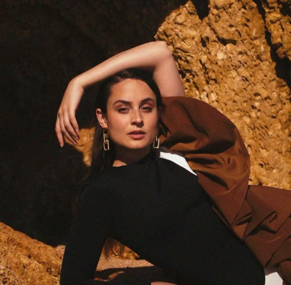 Mila O, portfolio image 8