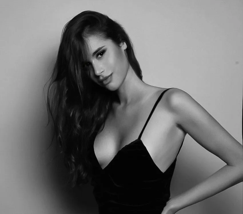 Veronica F, portfolio image 3