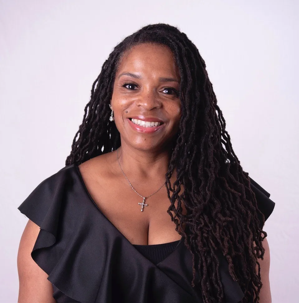 Angela Dr, portfolio image 7